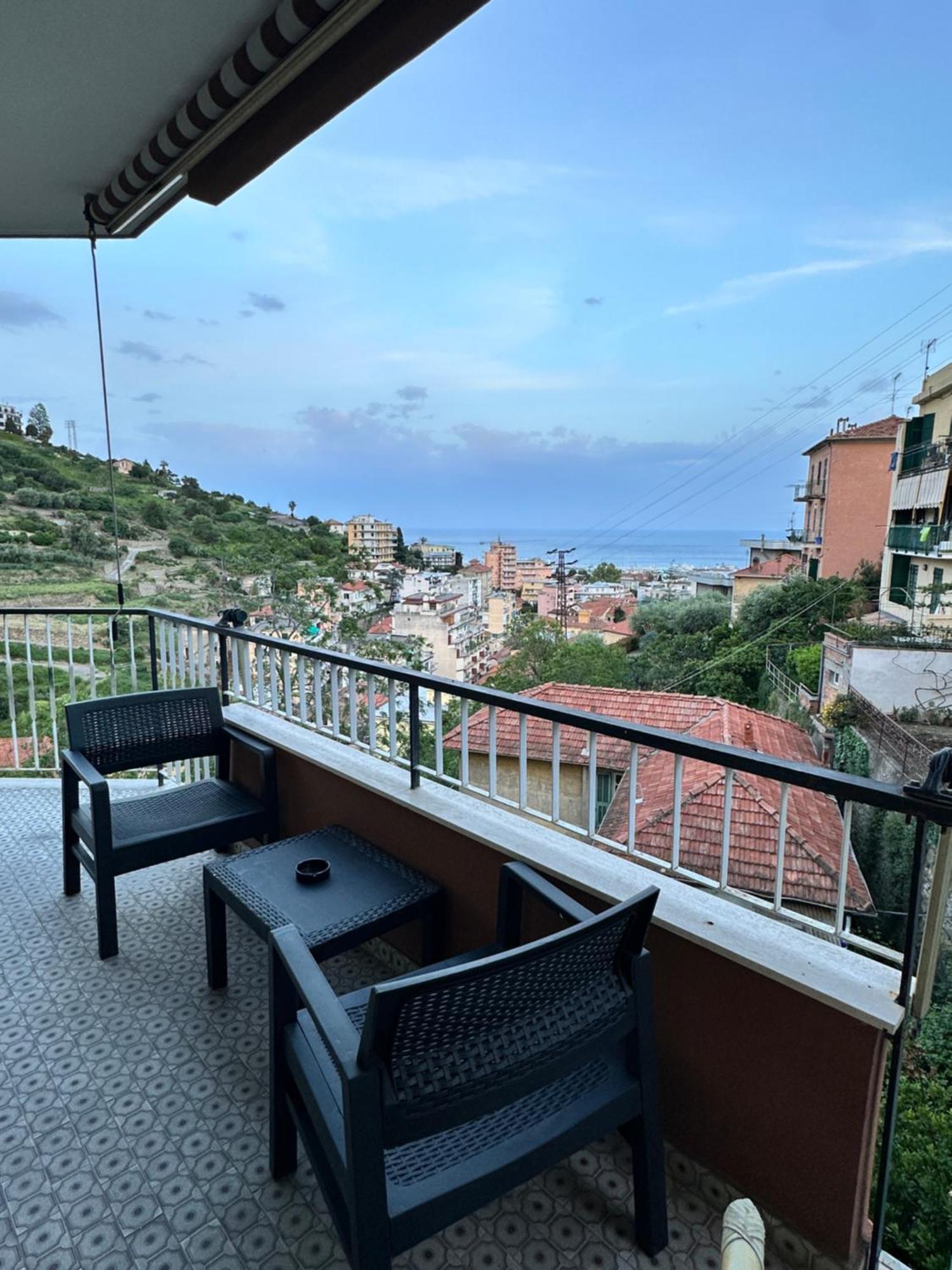 Appartamento Vista Mare, Sanremo Bagian luar foto