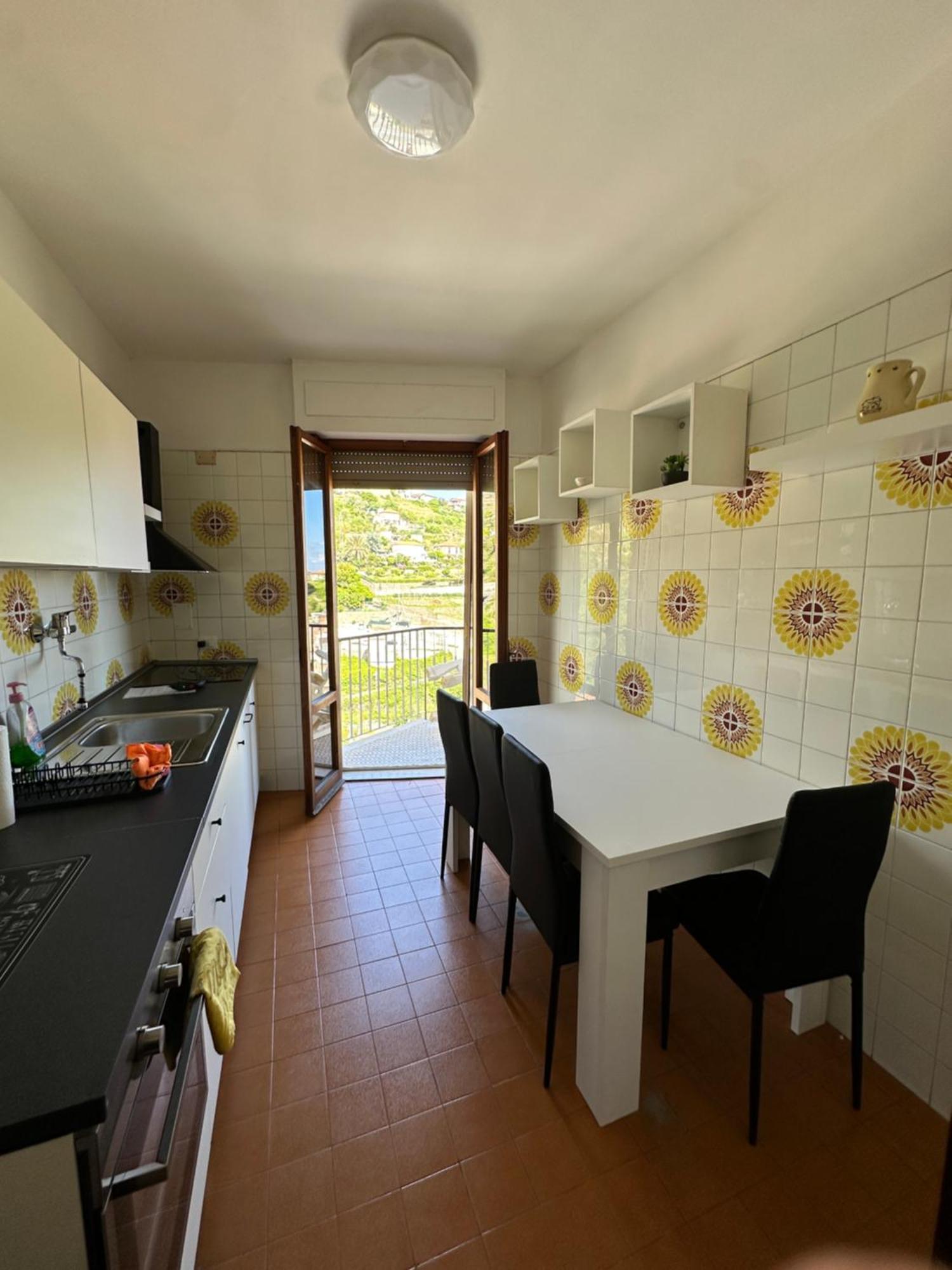 Appartamento Vista Mare, Sanremo Bagian luar foto